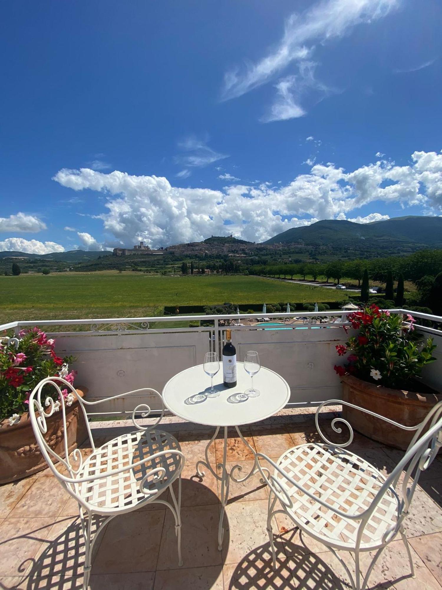 Bed and Breakfast Unica Assisi Agri-Charming House Esterno foto